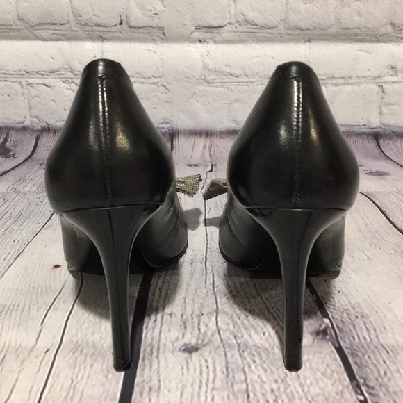 Nine West Camelita mesh bow black leather heels - Picture 4 of 10
